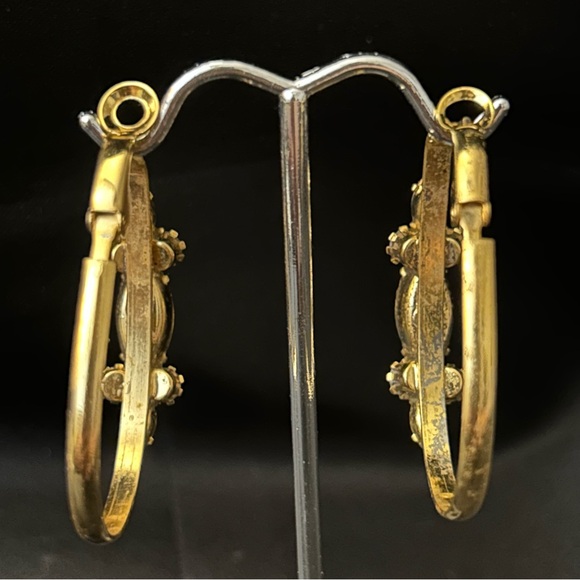 Hypoallergenic Gold Emerald Green Jewel Multi-Diamond Oval Hoop Earrings - Picture 2 of 5